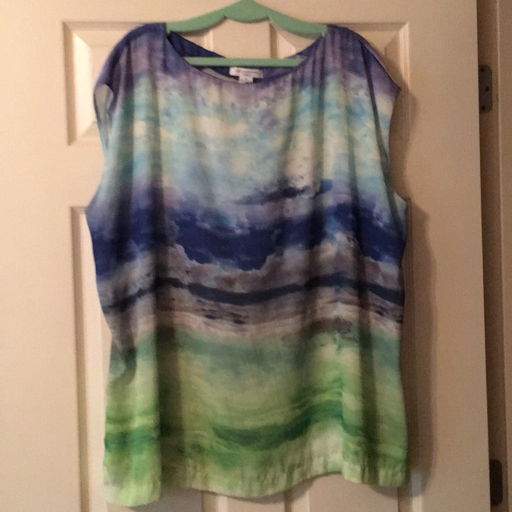 Sleeveless Liz Claiborne blouse